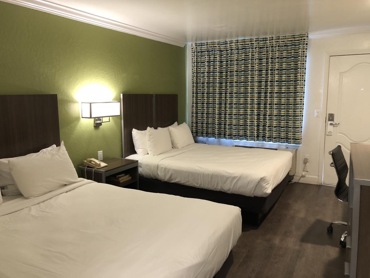 Gilroy Inn Екстер'єр фото