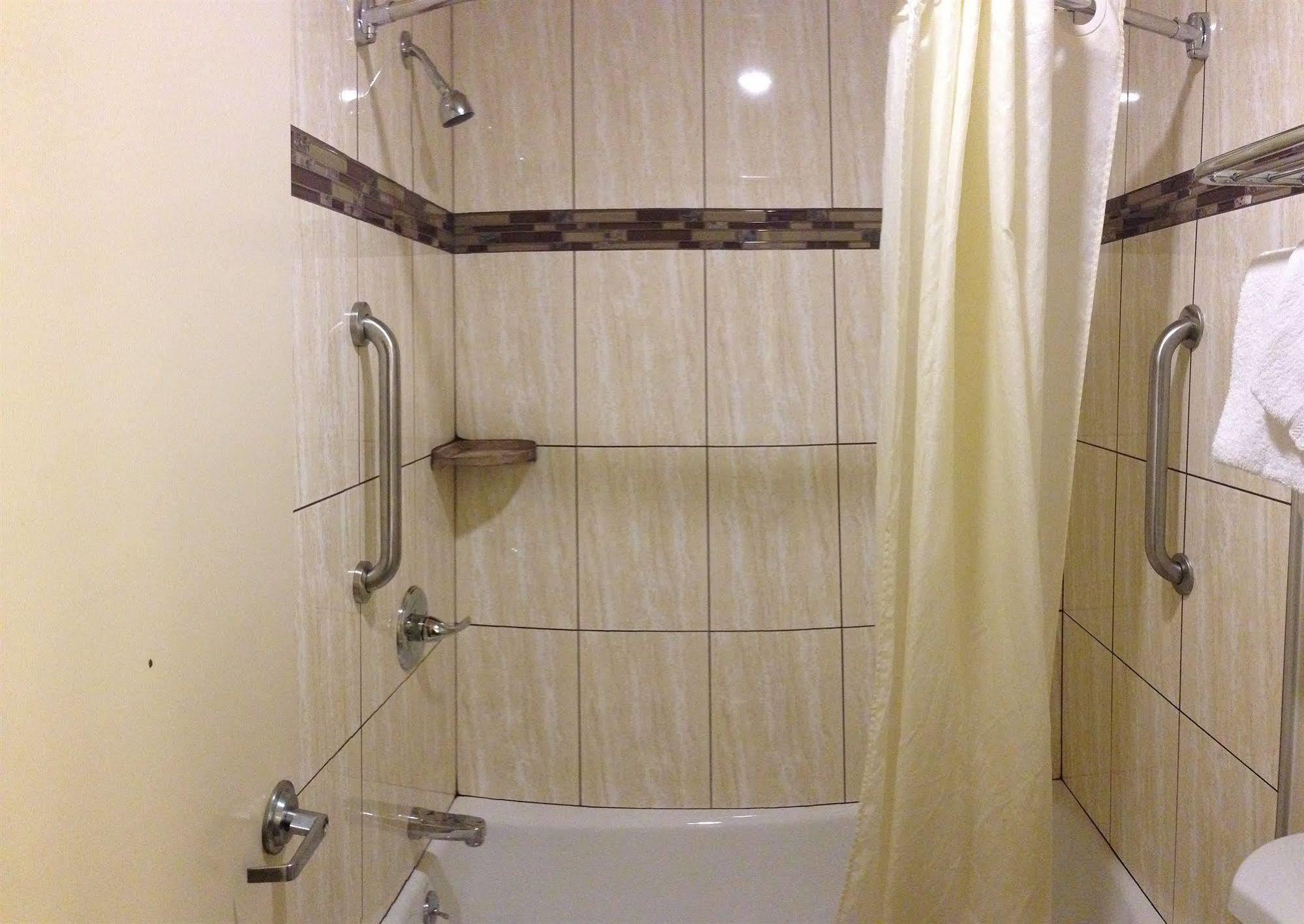 Gilroy Inn Екстер'єр фото